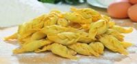 tortelli agli spinaci o tortelli con la coda