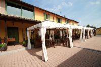 Agriturismo Villa Paradiso - Borgonovo Valtidone - scorcio dell'esterno