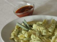 specialità tortelli con la coda - Agriturismo Il Gelso a Piozzano in Val Luretta